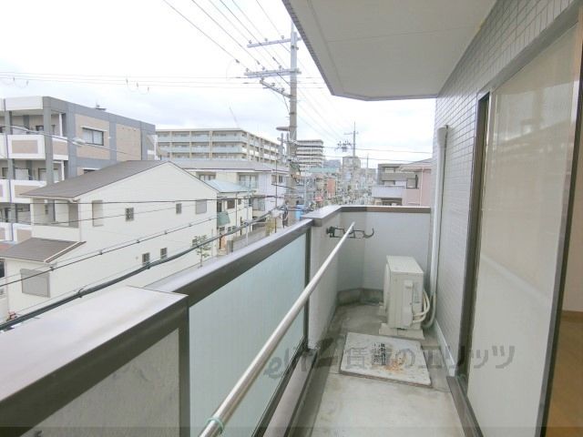 バルコニー　ベランダ