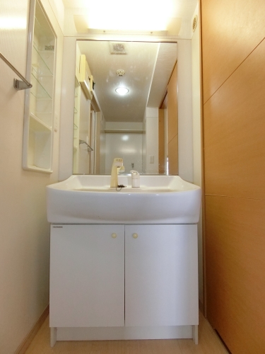 洗面設備　※参考画像（別号数のお部屋写真）