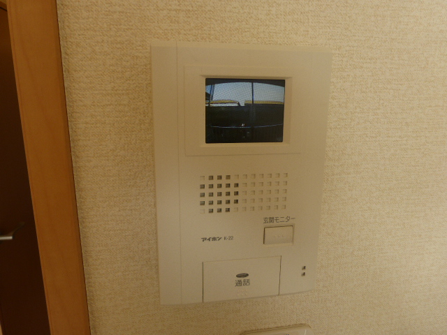 セキュリティ　急な訪問者をモニターで確認出来る　ＴＶドアホン