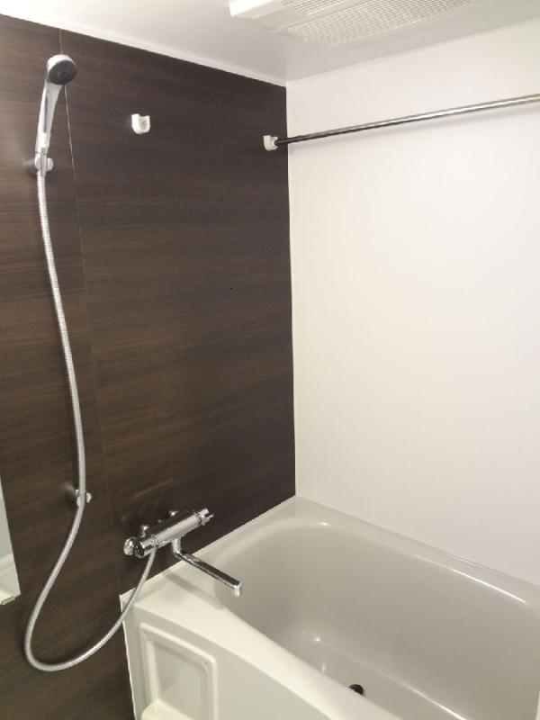 バス・シャワールーム　風呂