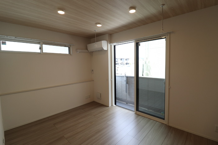 その他部屋・スペース　明るい洋室です