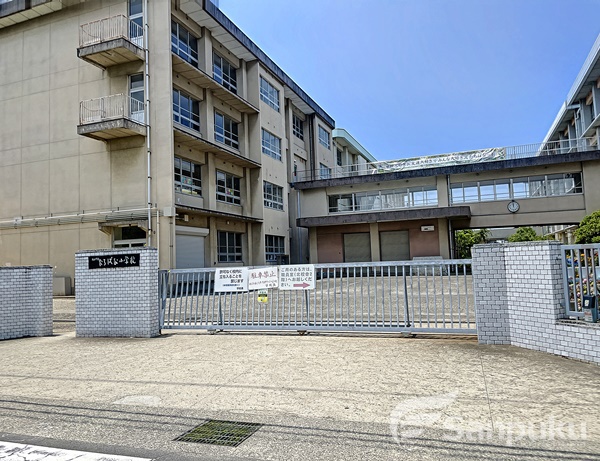 小学校　たちばな小学校（小学校）まで421m