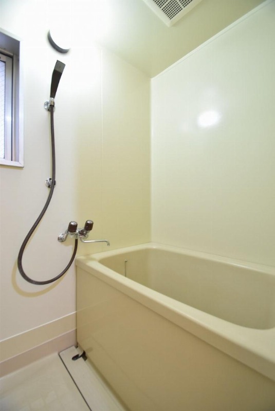 バス・シャワールーム　別号室イメージ