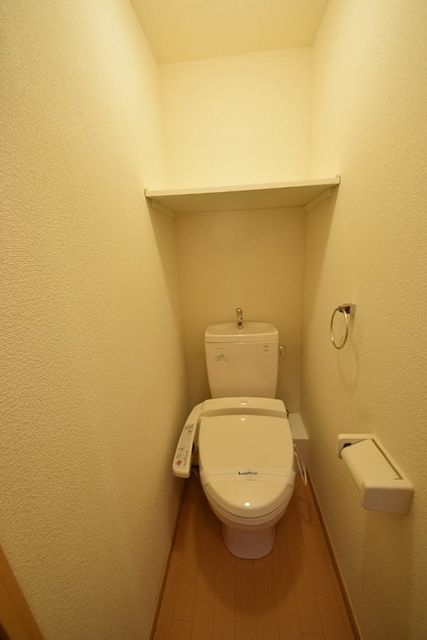 トイレ　シャワー付トイレ