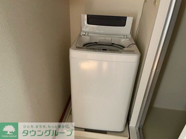 居室・リビング　1階、同タイプの部屋の写真です