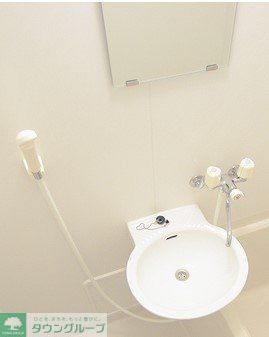 居室・リビング　2階、同タイプの部屋の写真です