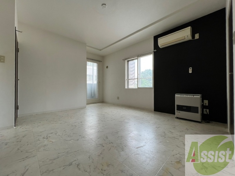 居室・リビング　広くてキレイなお部屋が広がっていて、充実した生活が送れそう。