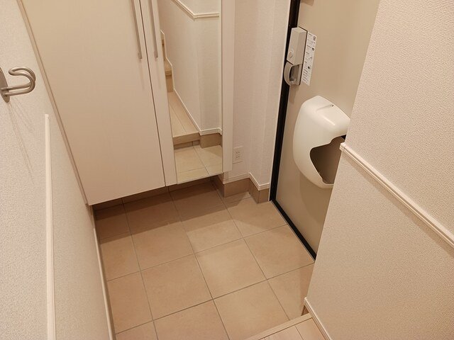 玄関　落ち着いた玄関です