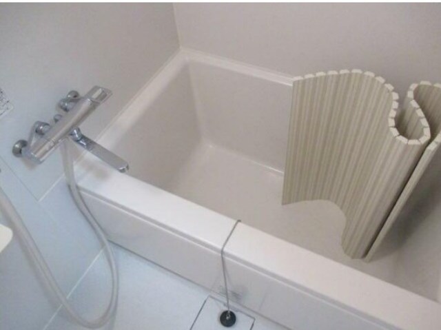 バス・シャワールーム　バスルーム