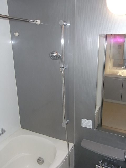 バス・シャワールーム　追い焚きあり