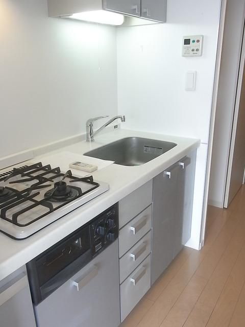 キッチン　システムキッチン２口