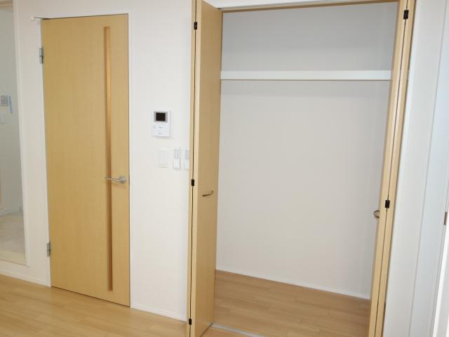 収納　クローゼット