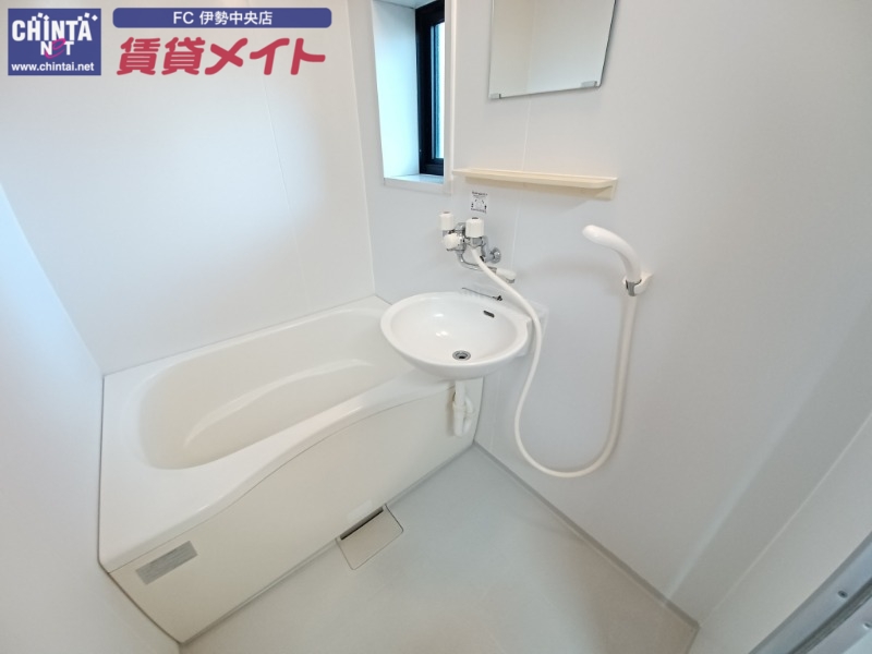 バス・シャワールーム　同型参考写真