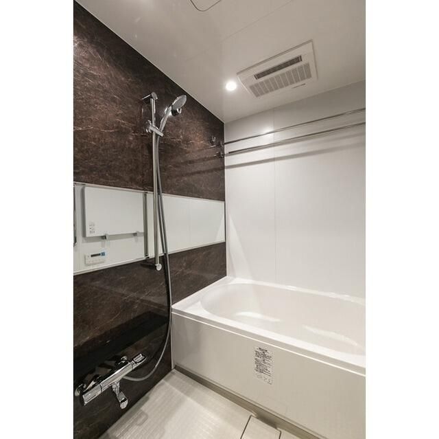 バス・シャワールーム　※別部屋参考写真