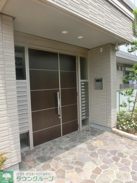 エントランス　オートロック付のエントランス