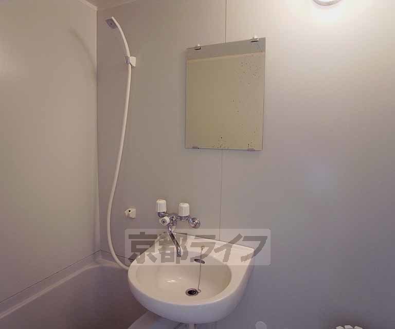 洗面設備　プチ洗面台付です