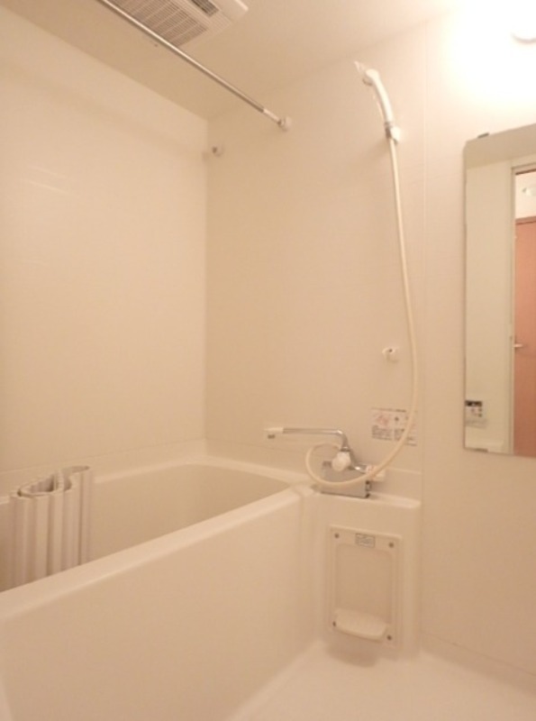 バス・シャワールーム　図面と現状に相違がある場合には現状を優先