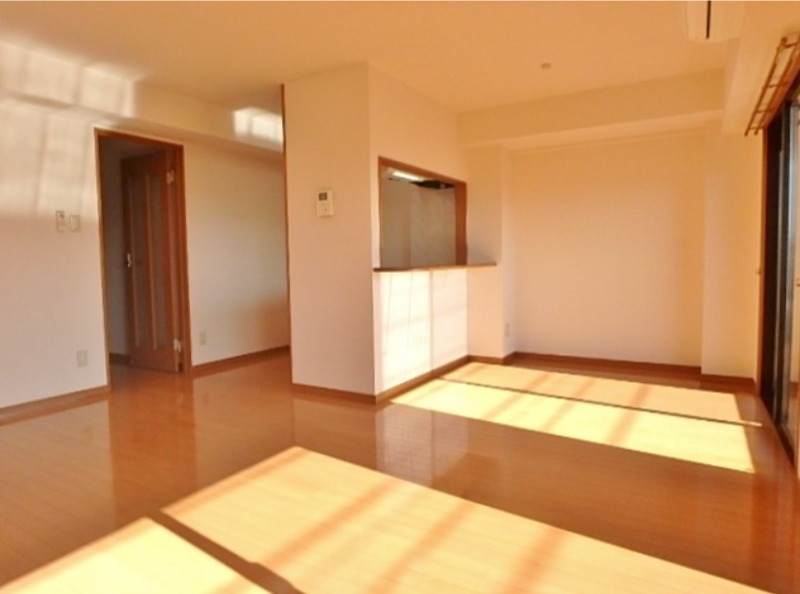 居室・リビング　図面と現状に相違がある場合には現状を優先