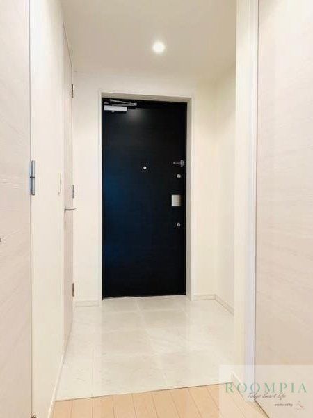 玄関　物件画像