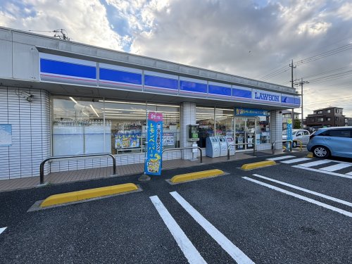 コンビニ　ローソン さいたま深作店（コンビニ）まで438m