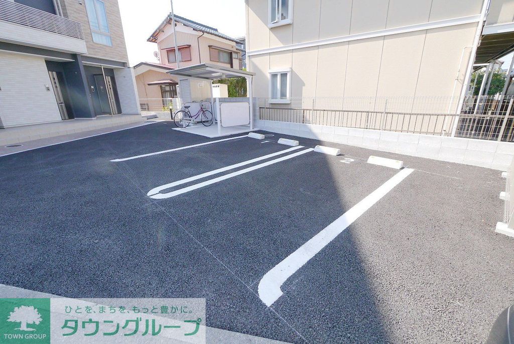 駐車場　駐車場