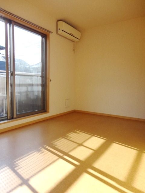 居室・リビング　★広々居室★