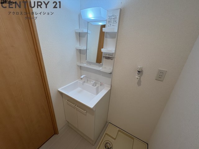 洗面設備　洗髪洗面化粧台付き♪