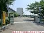 小学校　門沢橋小学校（小学校）まで900m