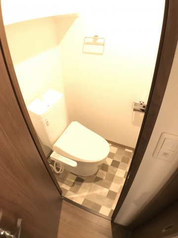 トイレ　ウォシュレット付きのトイレです♪
