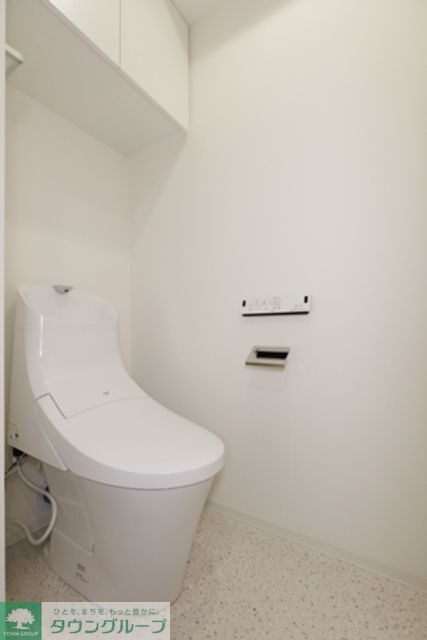 トイレ　※写真は同タイプ住戸です。