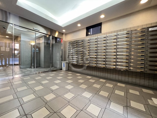 ロビー　エスリード難波　ロビー
