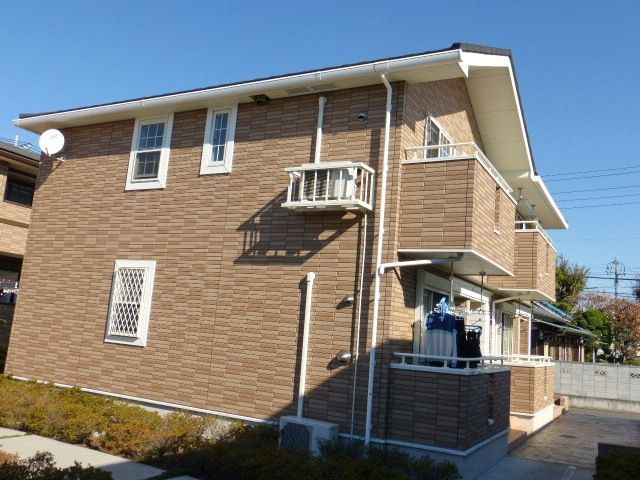 建物外観　★更新料ナシ！築浅１ＬＤＫアパートです★