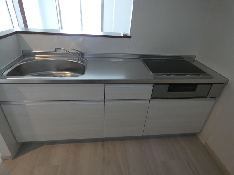 キッチン　別のお部屋の写真です