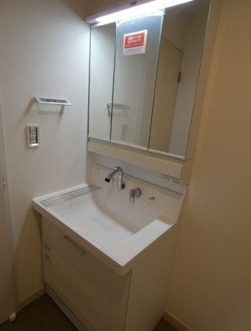 洗面設備　別のお部屋の写真です