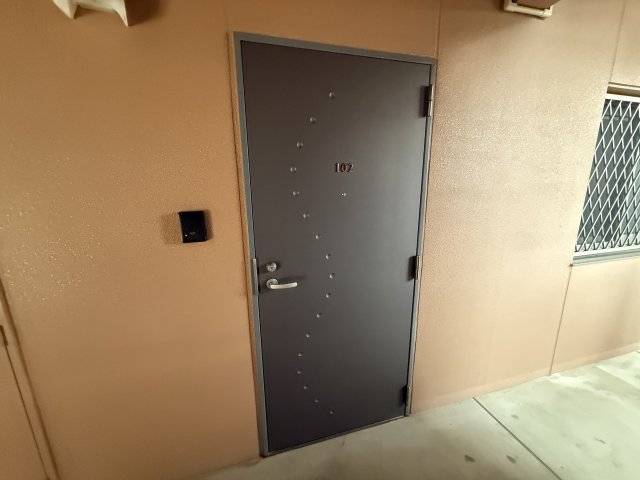 収納　南洋室収納