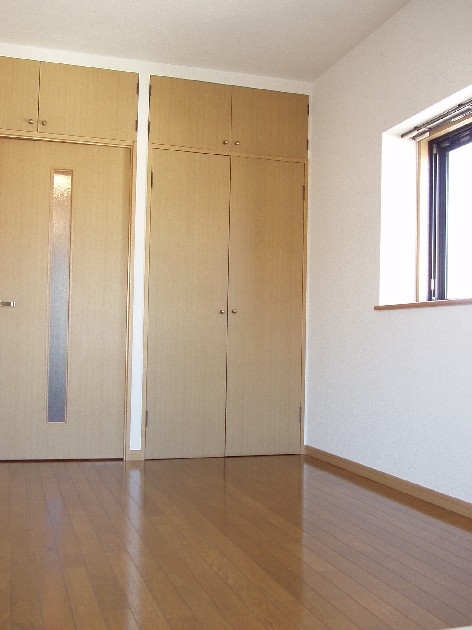 居室・リビング　別号室、現状優先