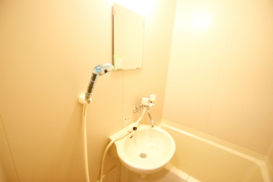 洗面設備　※別部屋の写真です