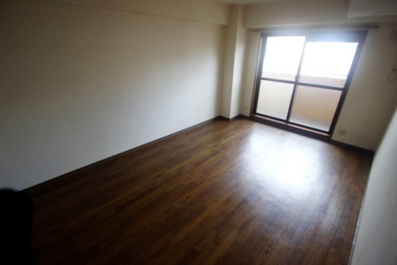 居室・リビング　※別部屋の写真です