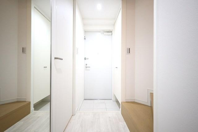 玄関　同反転タイプ