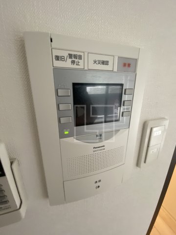 セキュリティ　S-RESIDENCE西長堀　TVモニターインターホン