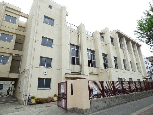 中学校　加美中学校（中学校）まで667m