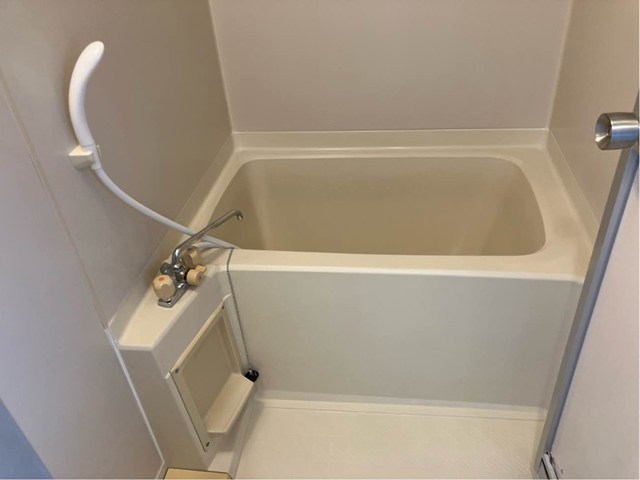 バス・シャワールーム　清潔感のある浴室です♪ゆったりお風呂に浸かって一日の疲れもす