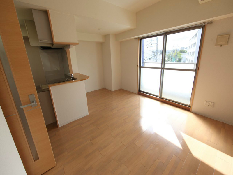 居室・リビング　ＬＤＫ11帖　カウンターキッチン　解放感のあるお部屋