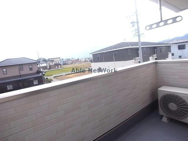 バルコニー　ベランダ