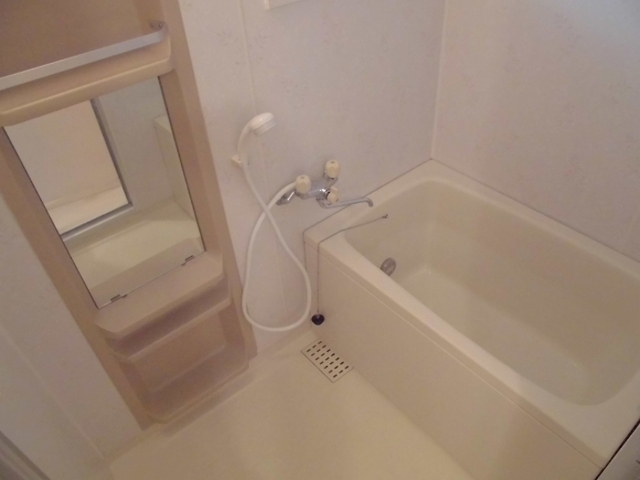 バス・シャワールーム　浴室