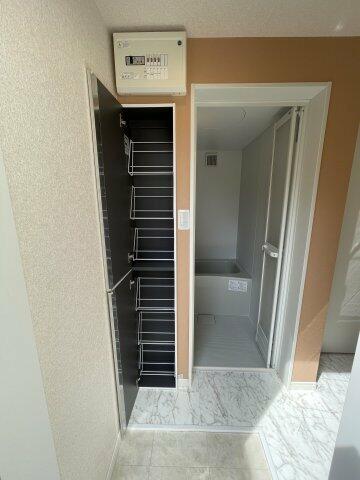 玄関　別部屋写真参考