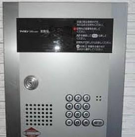 セキュリティ　オートロック付き。