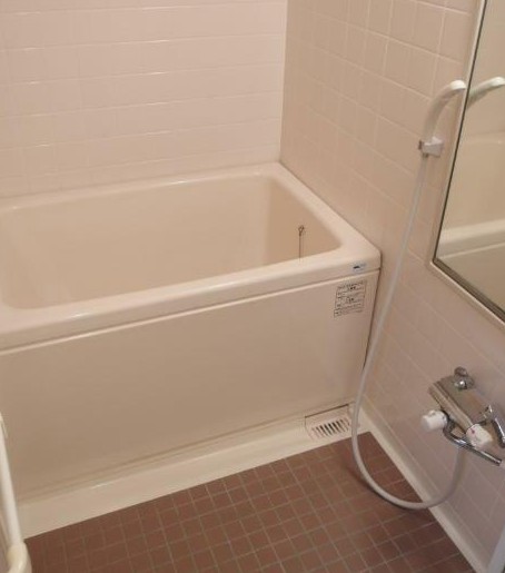 バス・シャワールーム　※別部屋参考写真