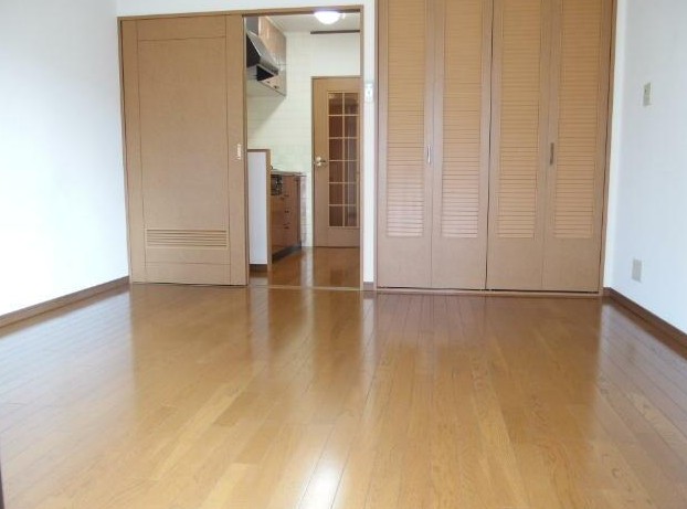 居室・リビング　※別部屋参考写真