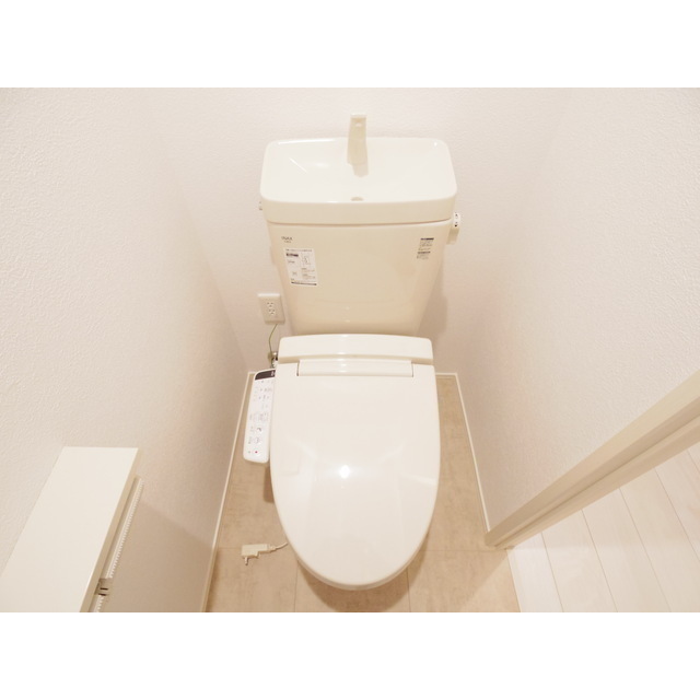 トイレ　※建築中の為イメージ写真使用